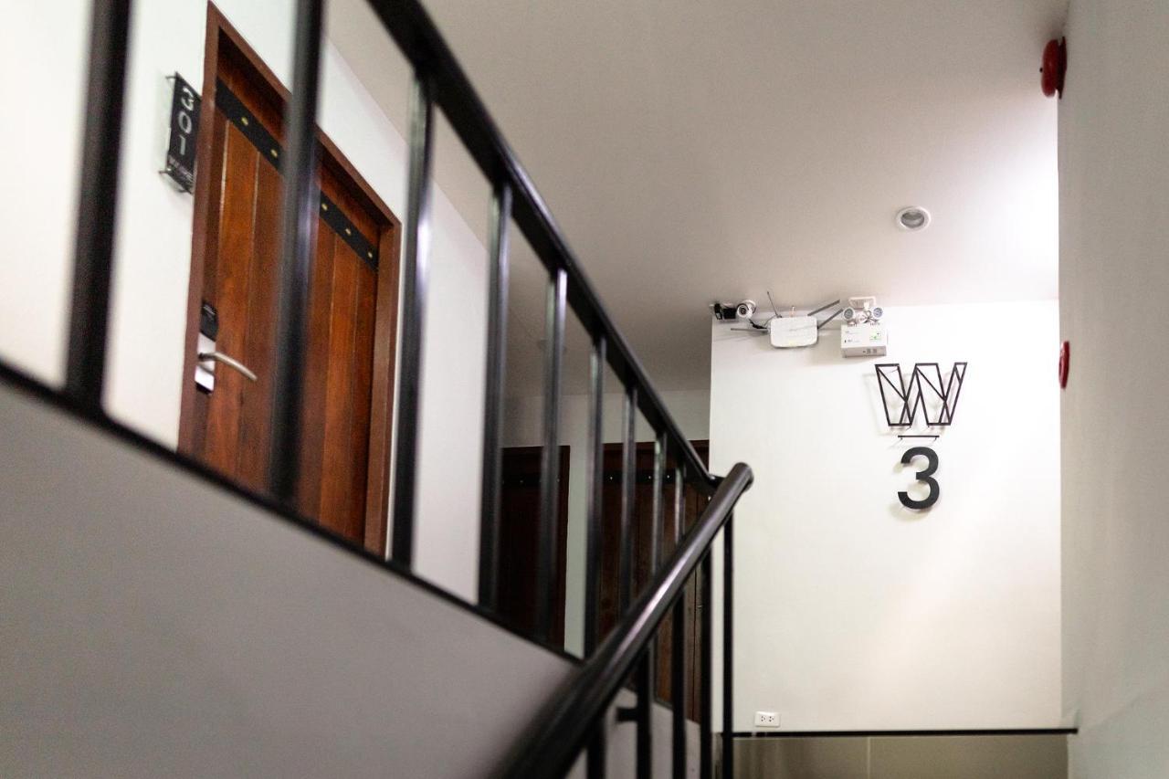 Wire Bangkok Prakhanong Exterior photo